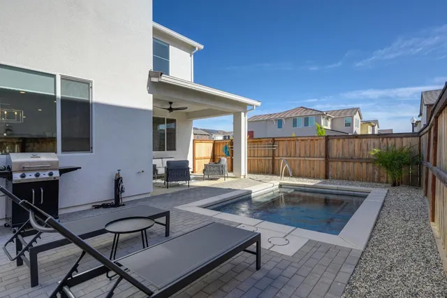 $799,900 | 3760 Watermist Way, Sacramento, CA 95835