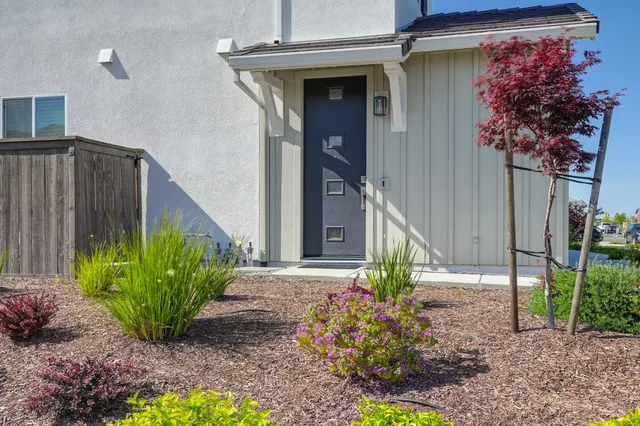 $799,900 | 3760 Watermist Way, Sacramento, CA 95835