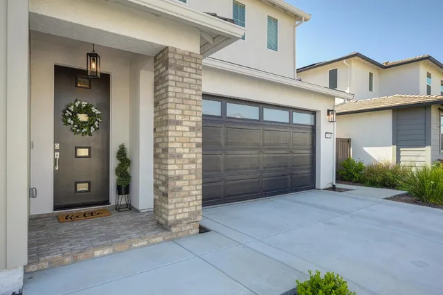 $799,900 | 3760 Watermist Way, Sacramento, CA 95835