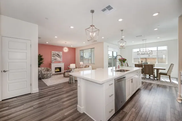 $799,900 | 3760 Watermist Way, Sacramento, CA 95835