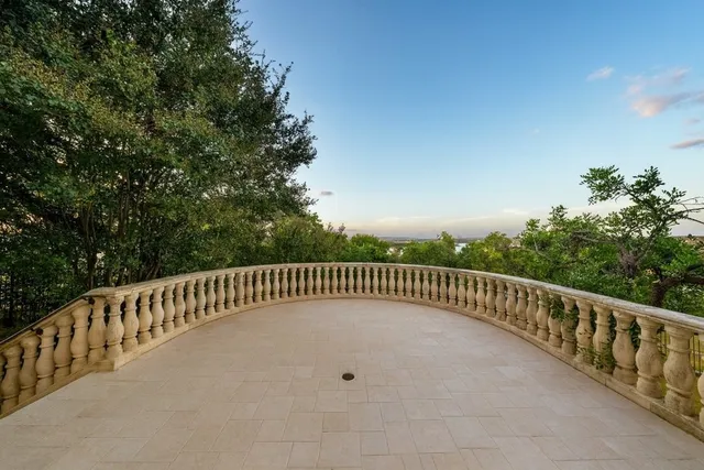 $5,460,000 | 217 Bella Riva Drive, Austin, TX 78734