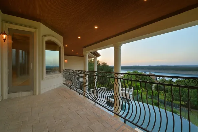 $5,460,000 | 217 Bella Riva Drive, Austin, TX 78734