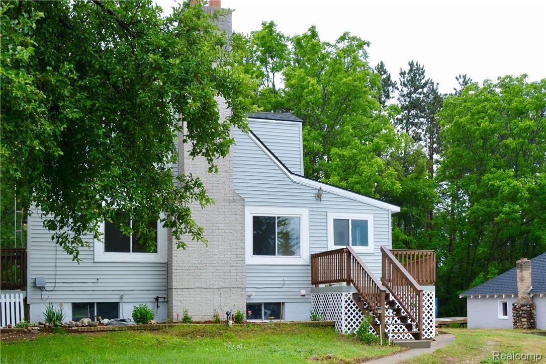 15487 South Duffield Road Byron, MI 48418 - Photo 7 of 52 fullsizeoutput_41ba.jpeg