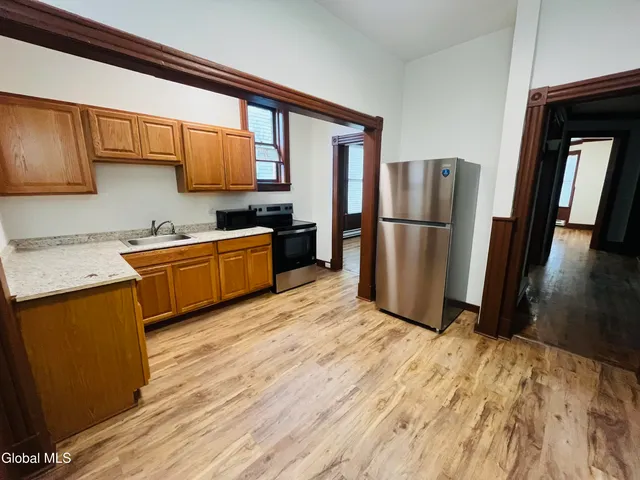 $225,000 | 391 Orange Street, Albany, NY 12206