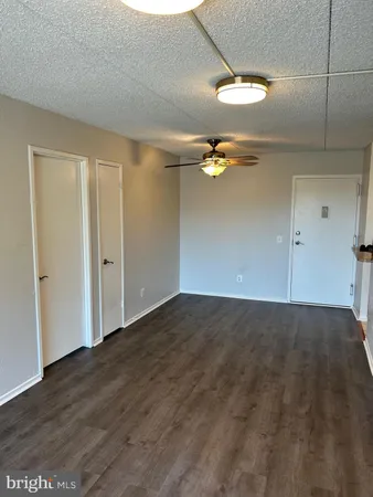 $2,400 | 75 South Reynolds Street, Unit 212, Alexandria, VA 22304