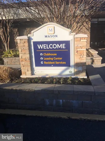 $2,400 | 75 South Reynolds Street, Unit 212, Alexandria, VA 22304