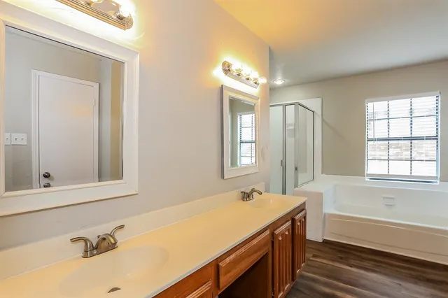 $1,970 | 2416 Sutton Drive, Arlington, TX 76018