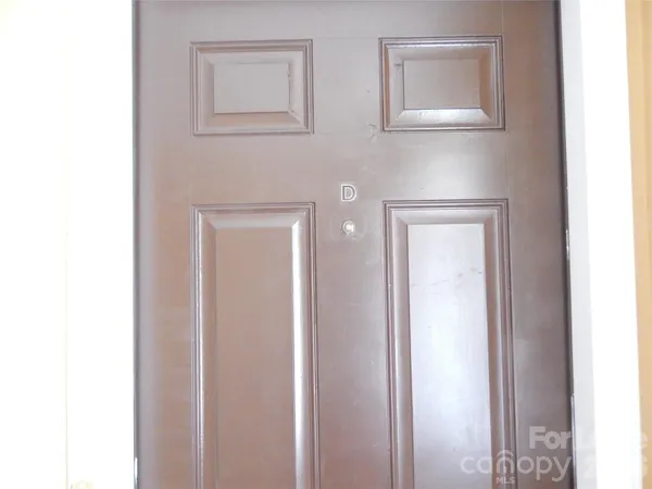 $1,200 | 5805 Hunting Ridge Lane, Unit D, Charlotte, NC 28212