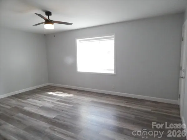 $1,200 | 5805 Hunting Ridge Lane, Unit D, Charlotte, NC 28212