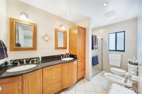 $945,000 | 10020 Southwest 83rd Street, Miami, FL 33173
