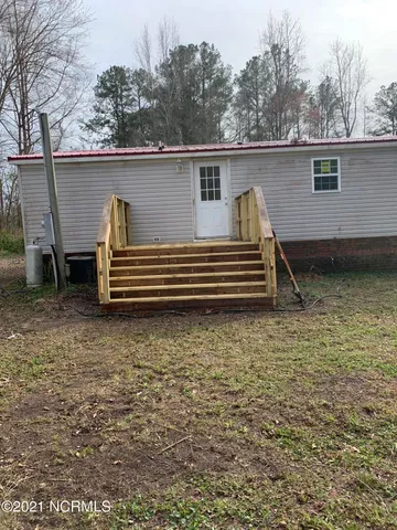 $1,355 | 1102 Kite Town Road, Vanceboro, NC 28586