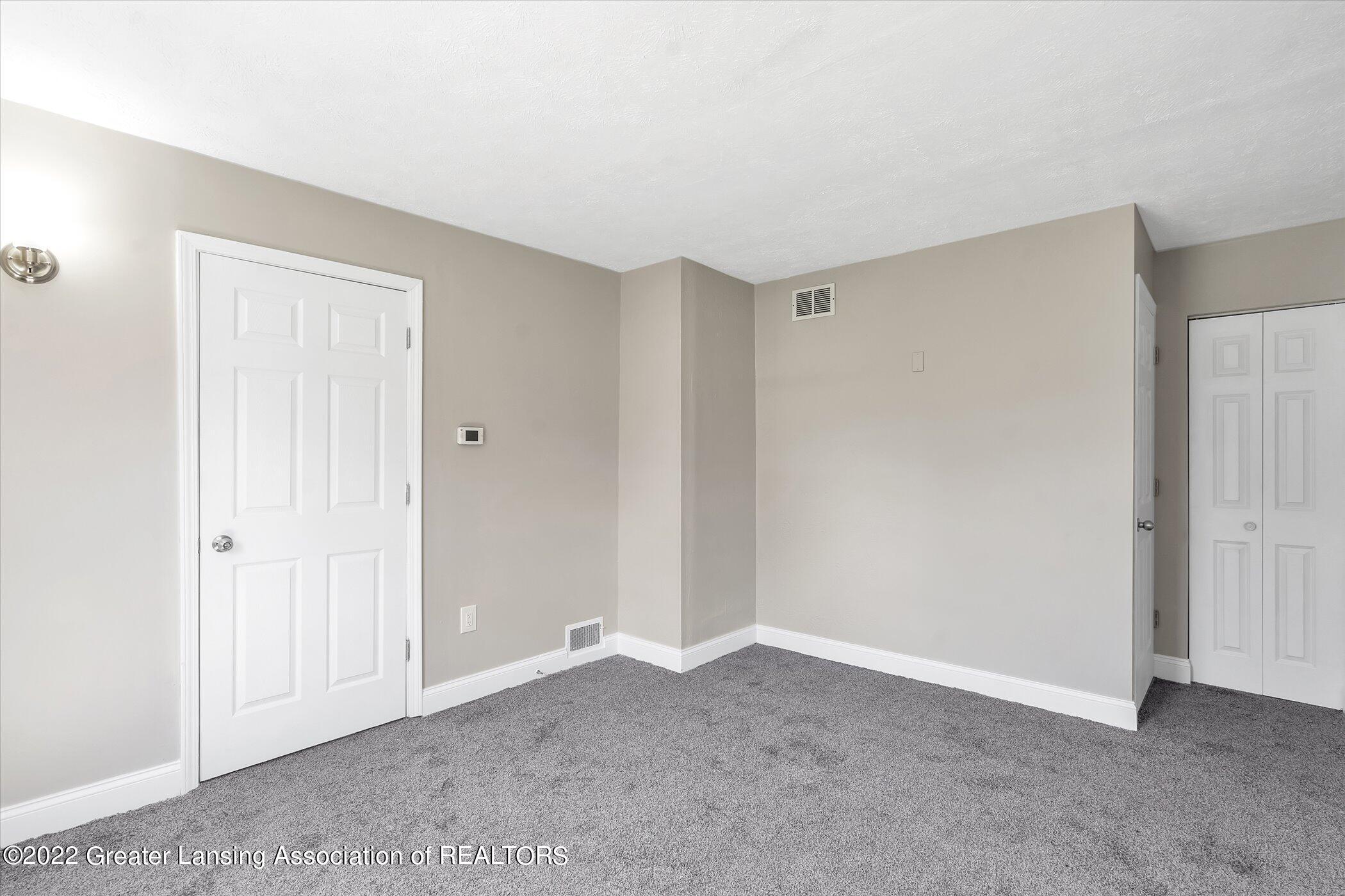 5005 Hughes Road Lansing, MI 48910 - Photo 19 of 29 23-5005-Hughes-Rd-WindowStill-Real-Estat