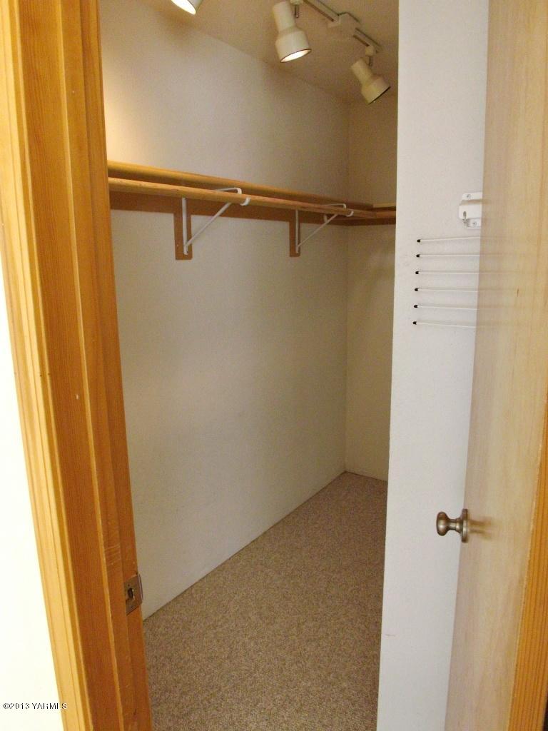 17481 Summitview Road Cowiche, WA 98923 - Photo 9 of 12 a view of small space