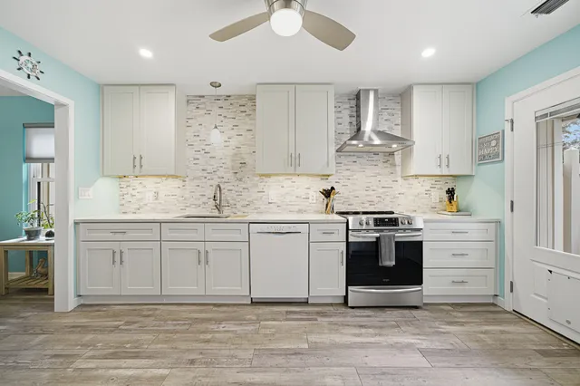 $359,000 | 800 Bay Drive, Unit 17, Niceville, FL 32578