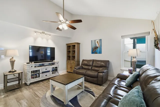 $359,000 | 800 Bay Drive, Unit 17, Niceville, FL 32578