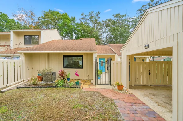 $359,000 | 800 Bay Drive, Unit 17, Niceville, FL 32578