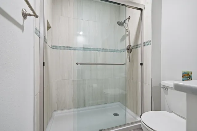 $359,000 | 800 Bay Drive, Unit 17, Niceville, FL 32578