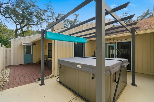 $359,000 | 800 Bay Drive, Unit 17, Niceville, FL 32578