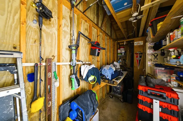 $359,000 | 800 Bay Drive, Unit 17, Niceville, FL 32578