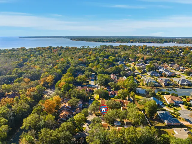 $359,000 | 800 Bay Drive, Unit 17, Niceville, FL 32578