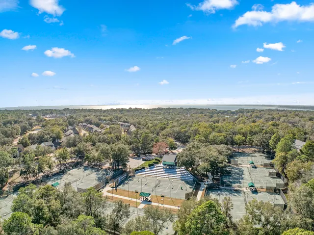 $359,000 | 800 Bay Drive, Unit 17, Niceville, FL 32578