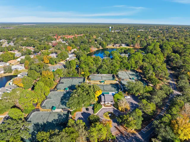 $359,000 | 800 Bay Drive, Unit 17, Niceville, FL 32578