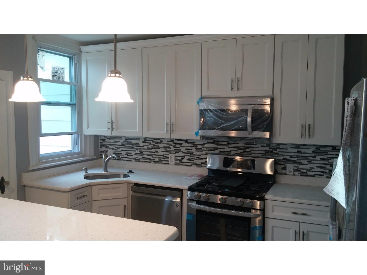 1018 Marlyn Road Philadelphia, PA 19151 - Photo 7 of 25 Kitchen