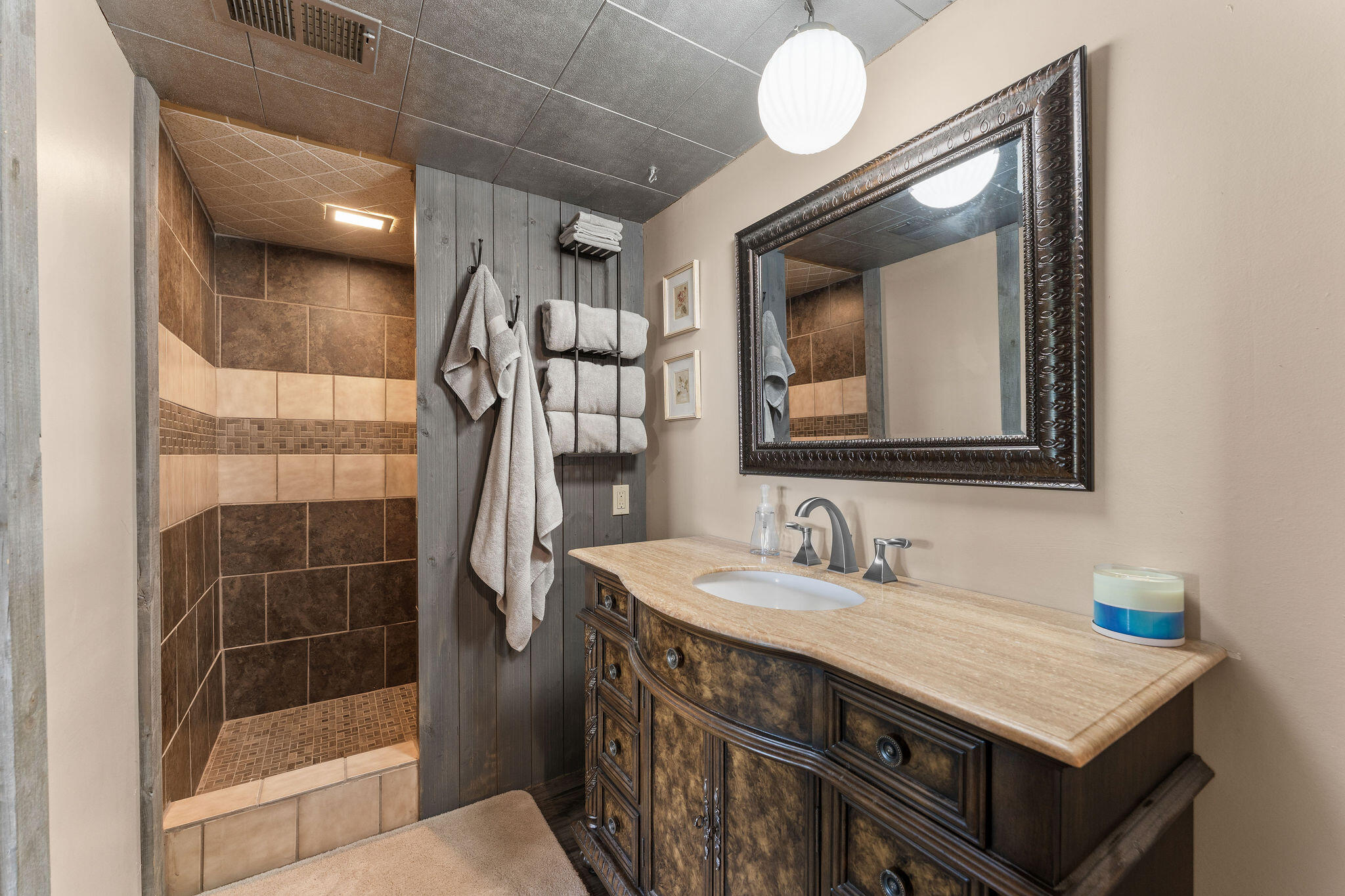 500 Timberlane Point Road Branson, MO 65616 - Photo 28 of 45 Updated Bathroom