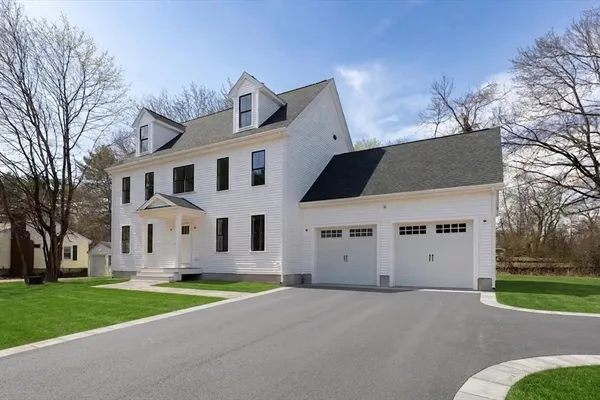 $845,000 | 123 Center Street, Raynham, MA 02767