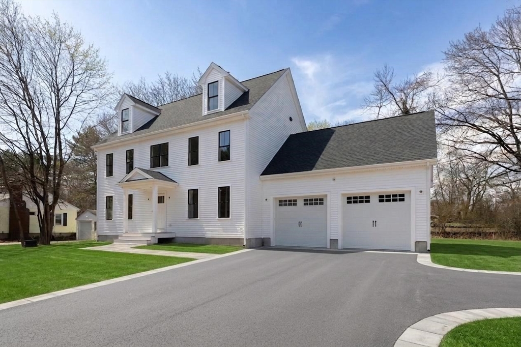123 Center Street Raynham, MA 02767 - Photo 1 of 41