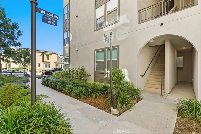 $665,000 | 1301 Lasso Way, Unit 205, Rancho Mission Viejo, CA 92694