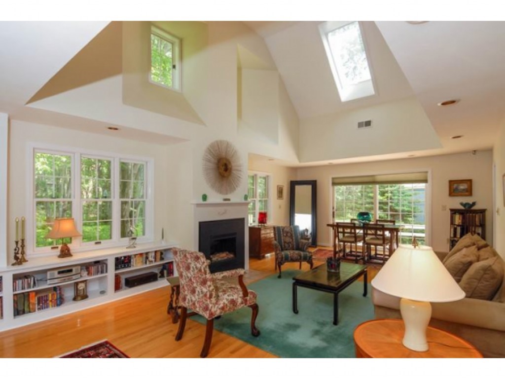 445 Ocean Road, Unit 1 Portsmouth, NH 03801 - Photo 1 of 25 Gallery Image 1