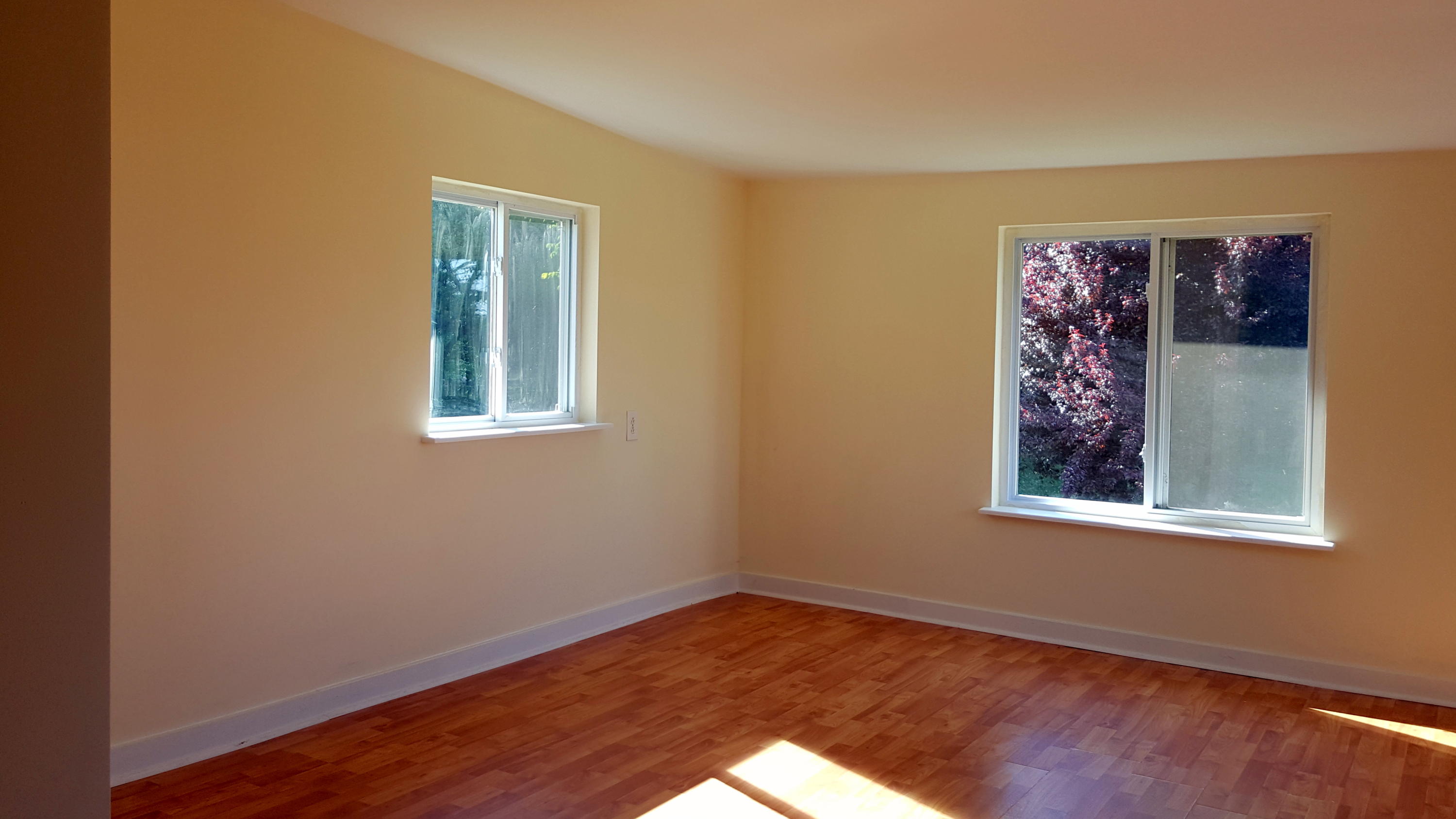 1040 Talbott-Kansas Road Talbott, TN 37877 - Photo 23 of 38 Upstairs - Sun Room - Dining Area 2