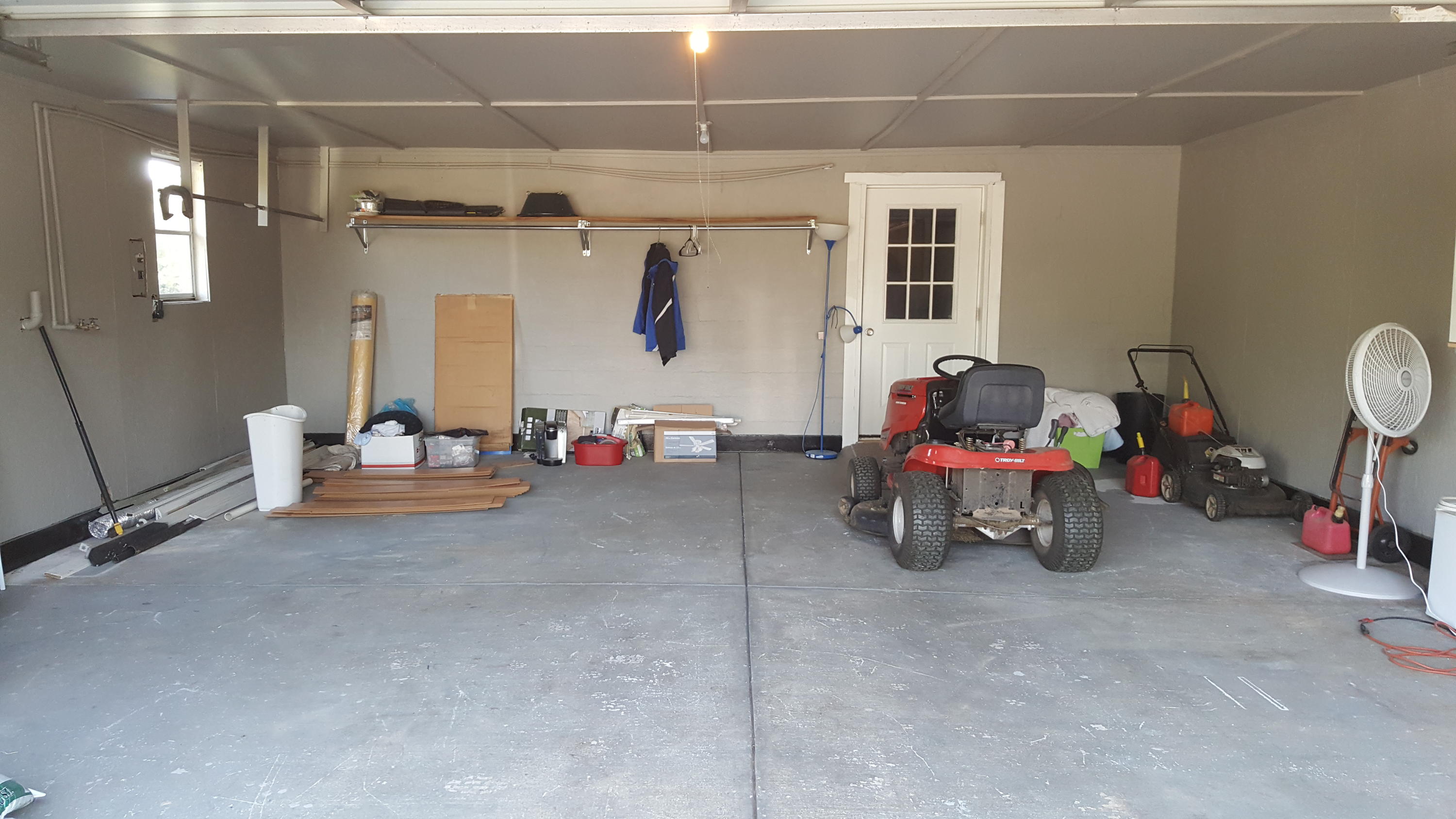1040 Talbott-Kansas Road Talbott, TN 37877 - Photo 25 of 38 Garage - Oversized 2 car garage