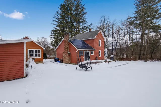 $349,900 | 6 Vine Street, Pittsfield, MA 01201