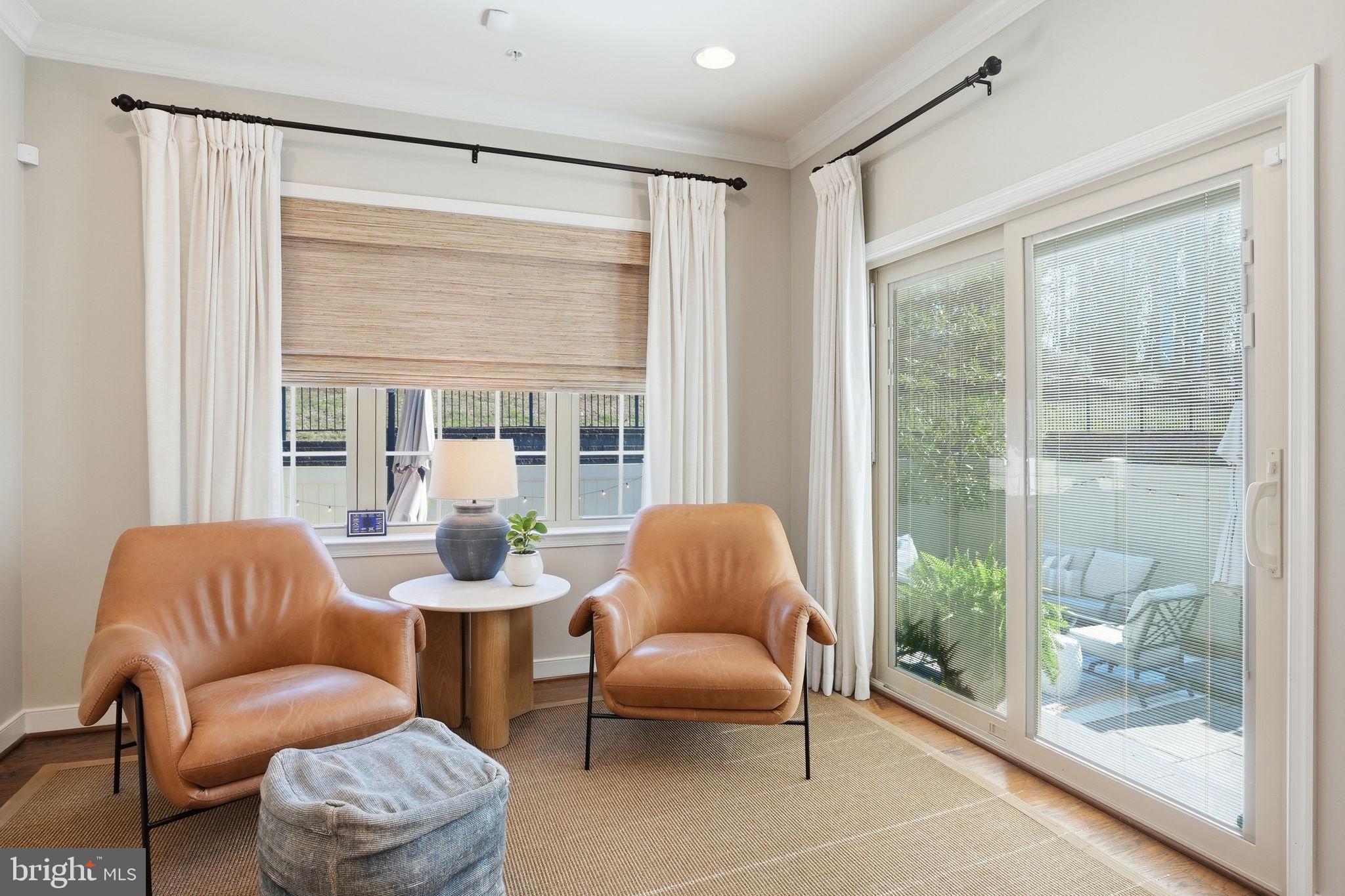 126 Admirals Ridge Drive Arnold, MD 21012 - Photo 13 of 58 a living room with furniture and a large window