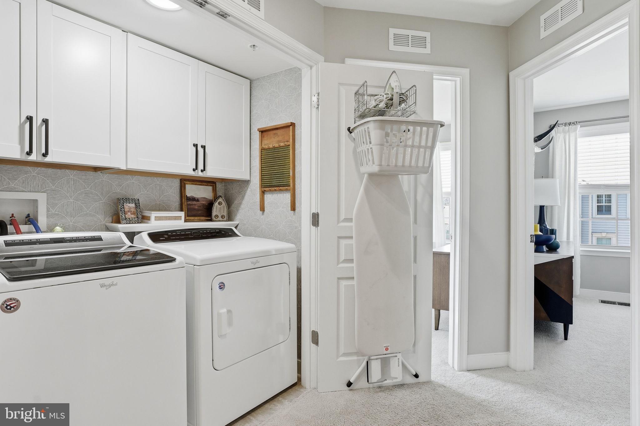 126 Admirals Ridge Drive Arnold, MD 21012 - Photo 27 of 58 a view of a kitchen with closet and electronic appliances