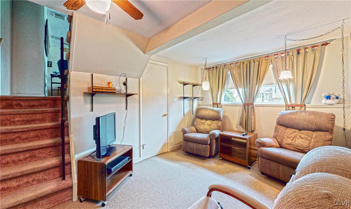 3141 Hilly Road Bethlehem, PA 18017 - Photo 15 of 29 Gallery Image 15
