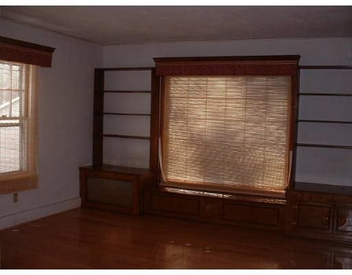49 Harkness Avenue Springfield, MA 01118 - Photo 6 of 6