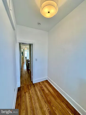 $3,325 | 1113 I Street Northeast, Washington, DC 20002