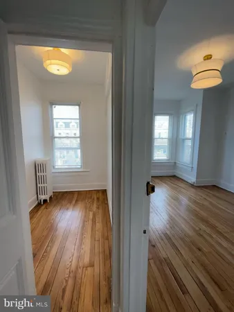 $3,325 | 1113 I Street Northeast, Washington, DC 20002