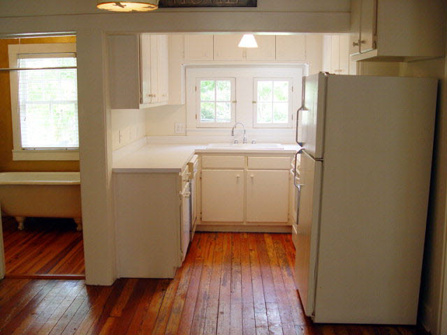106 Morphy Avenue Fairhope, AL 36532 - Photo 11 of 38 Kitchen & bath