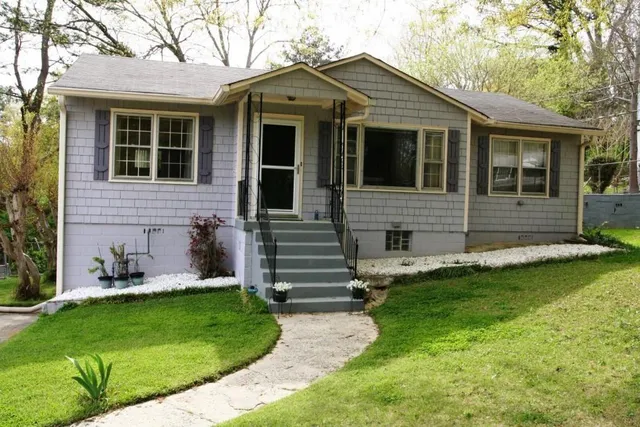 $2,795 | 1716 Beacon Hill Boulevard Northeast, Atlanta, GA 30329