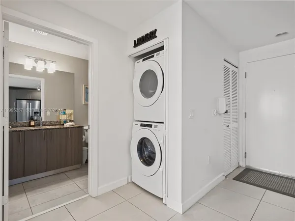 $440,000 | 5350 Northwest 84th Avenue, Unit 614, Doral, FL 33166