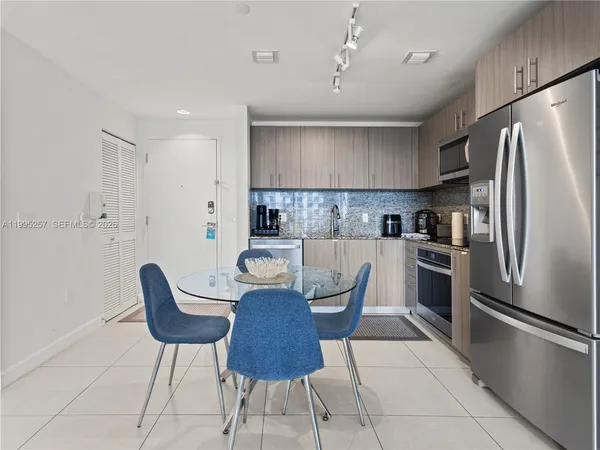$440,000 | 5350 Northwest 84th Avenue, Unit 614, Doral, FL 33166