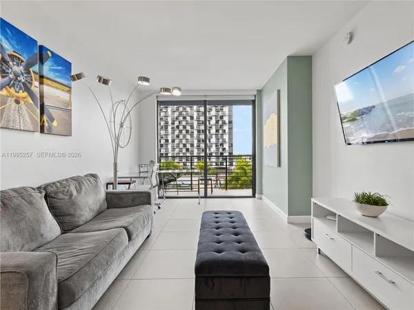 $440,000 | 5350 Northwest 84th Avenue, Unit 614, Doral, FL 33166