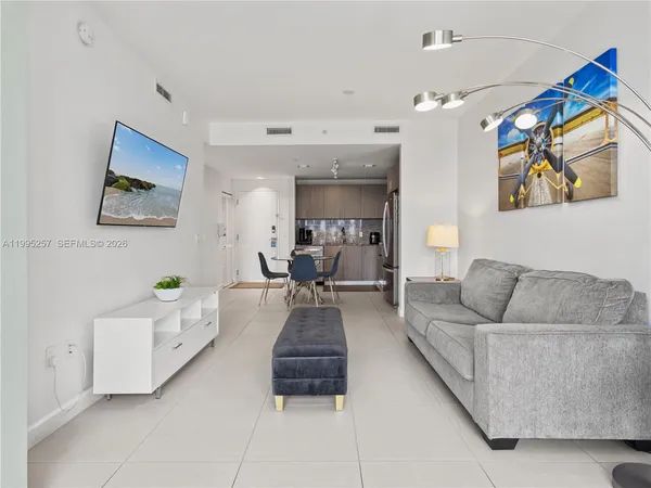 $440,000 | 5350 Northwest 84th Avenue, Unit 614, Doral, FL 33166