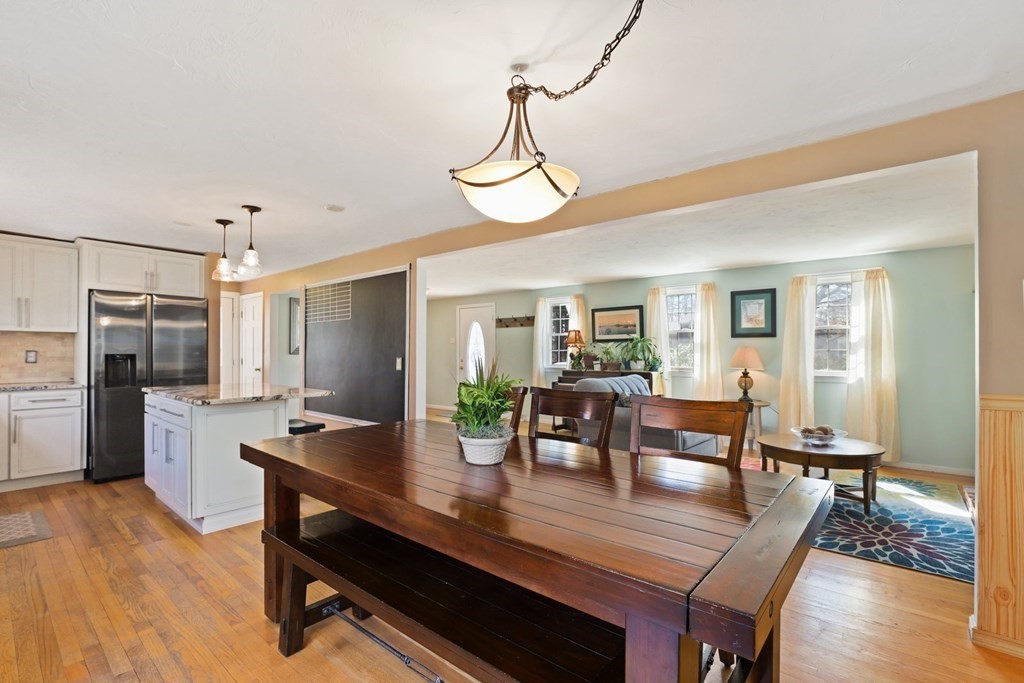 178 Queens Brook Road Pembroke, MA 02359 - Photo 8 of 42 Gallery Image 8