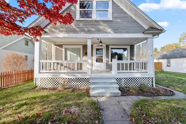 $349,900 | 1214 West Kiernan Avenue, Spokane, WA 99205