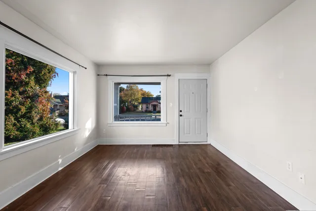 $349,900 | 1214 West Kiernan Avenue, Spokane, WA 99205